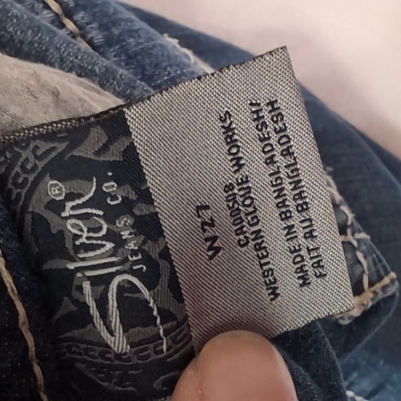 Silver Jeans Natsuki Short 5 Inch Inseam Midrise Size 27 - Picture 6 of 6